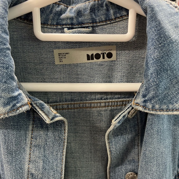 TOPSHOP Moto Oversized Denim Jacket - Picture 2 of 3